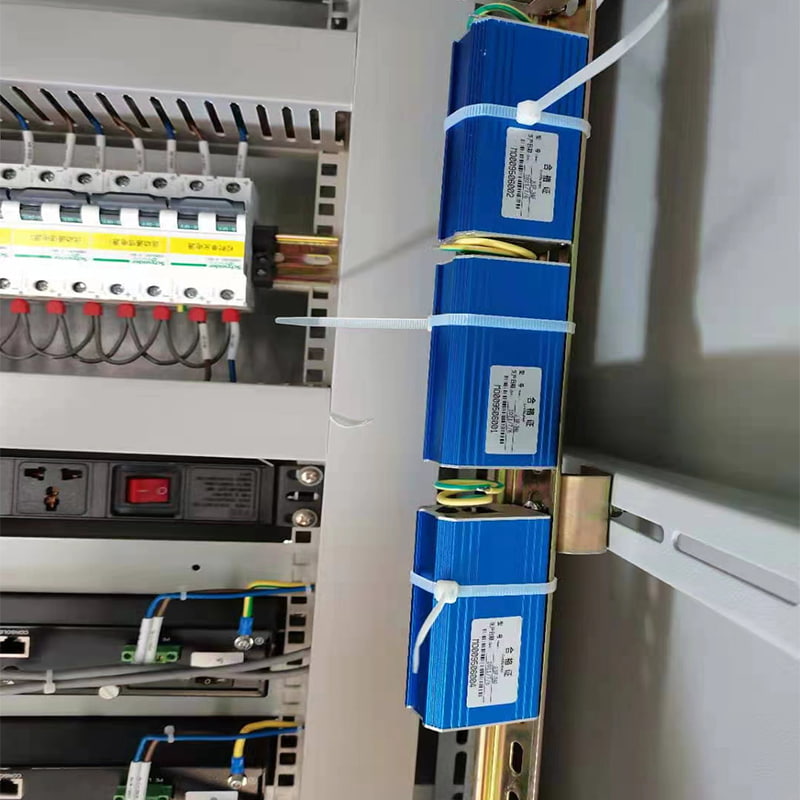 Scenari applicativi degli SPD di segnale in collegamento serie e parallelo Collegamento in serie